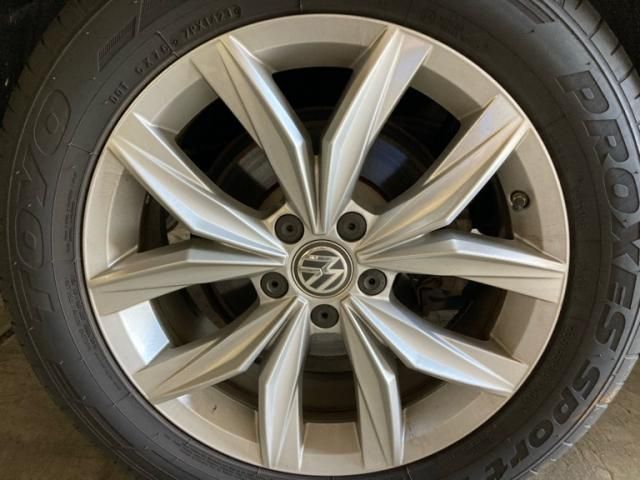 VOLKSWAGEN VOLKSWAGEN TIGUAN 2018