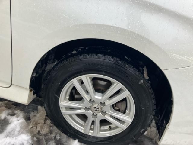 TOYOTA WISH 4WD 2011