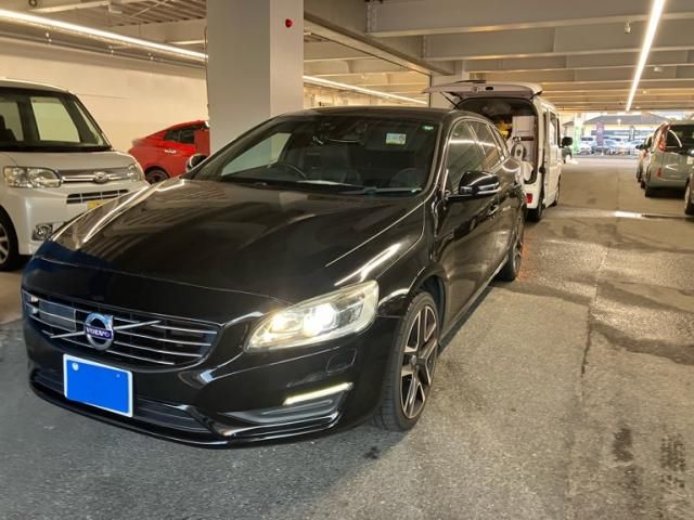 VOLVO VOLVO V60 2017