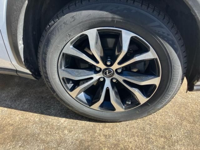 TOYOTA LEXUS NX300h AWD 2016