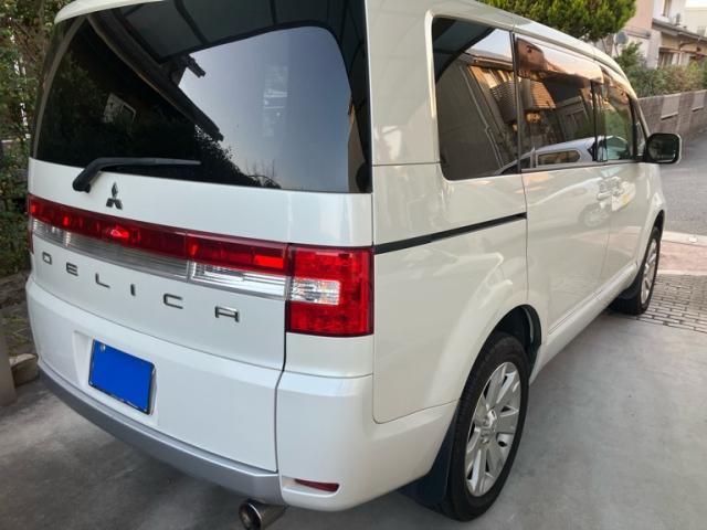MITSUBISHI DELICA D:5 4WD 2010