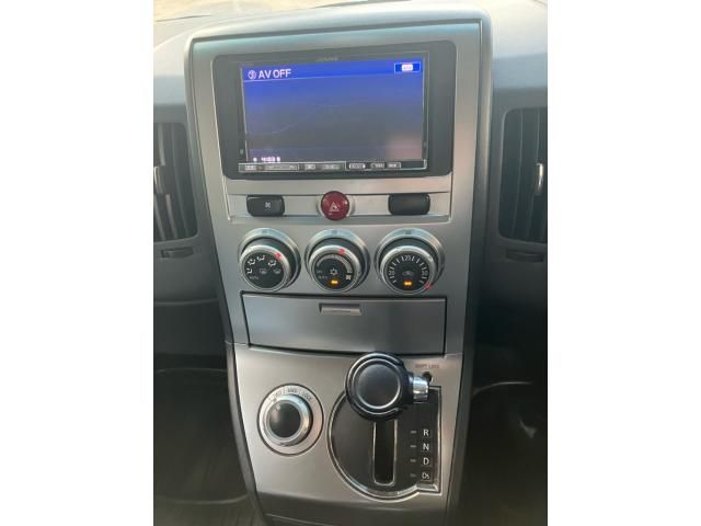 MITSUBISHI DELICA D:5 4WD 2010