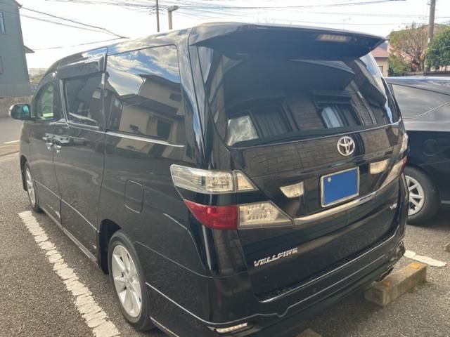 TOYOTA VELLFIRE 2009