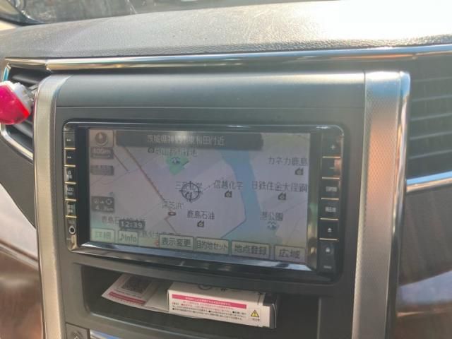 TOYOTA VELLFIRE 2009