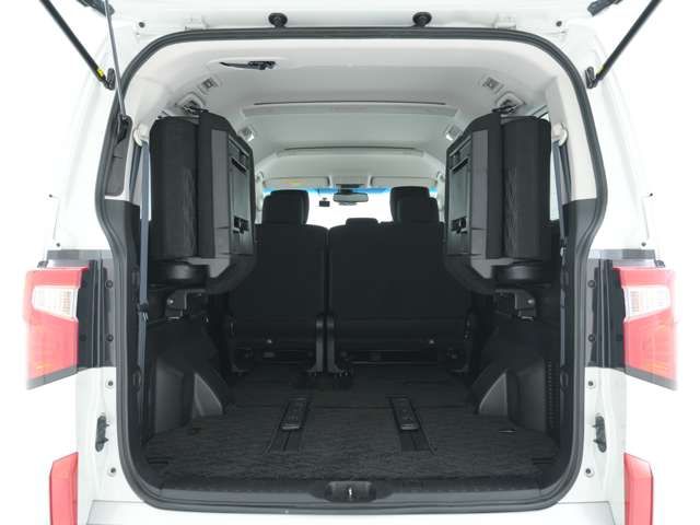 MITSUBISHI DELICA D:5 4WD 2019