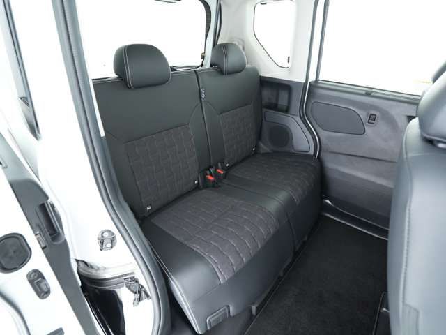 MITSUBISHI DELICA MINI 2024