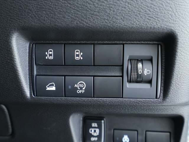 MITSUBISHI DELICA MINI 2024