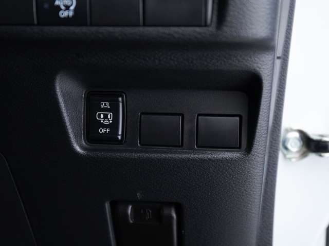 NISSAN ROOX 4WD 2020