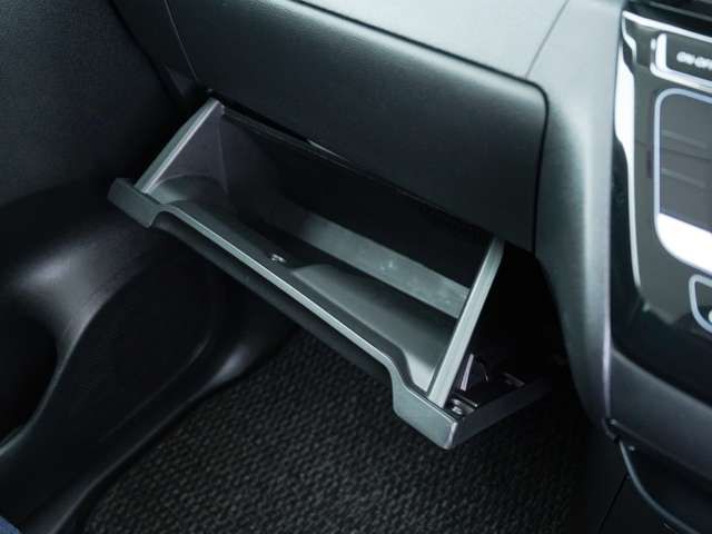 NISSAN ROOX 4WD 2020