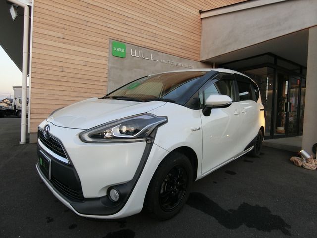 TOYOTA SIENTA HYBRID 2018