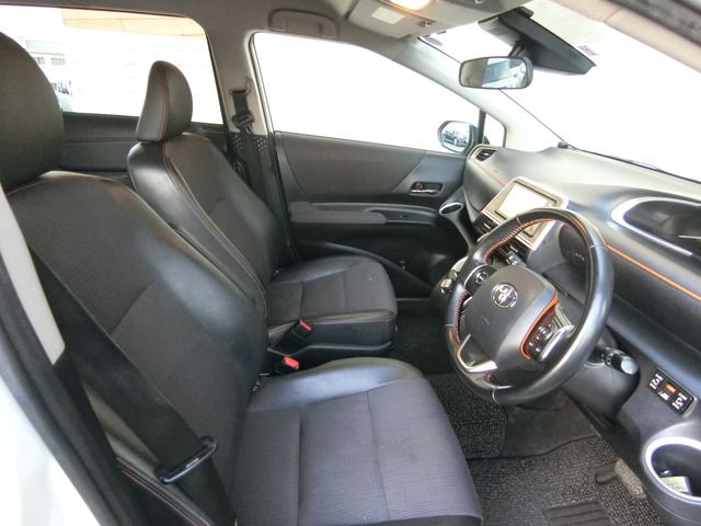 TOYOTA SIENTA HYBRID 2018