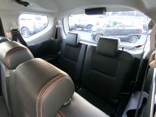 TOYOTA SIENTA HYBRID 2018