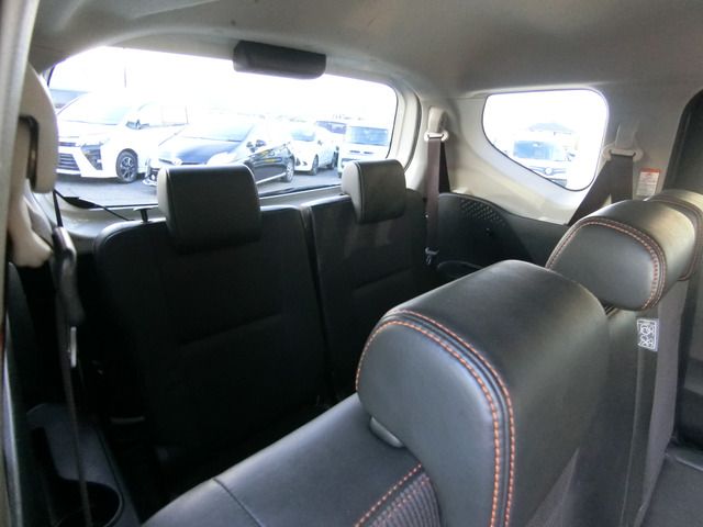 TOYOTA SIENTA HYBRID 2018