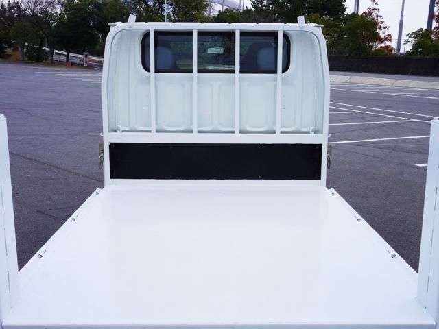 MITSUBISHI CANTER 2021