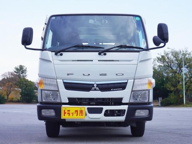 MITSUBISHI CANTER 2021