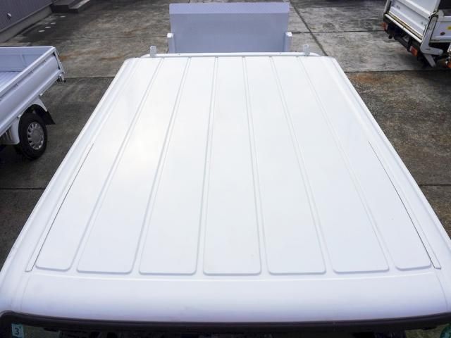 MITSUBISHI CANTER 2021