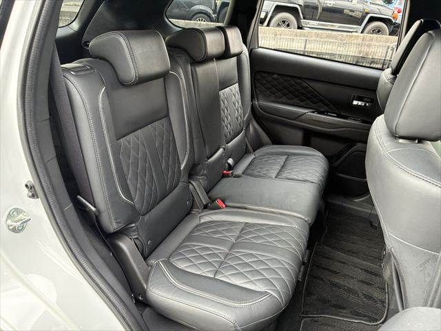 MITSUBISHI OUTLANDER PHEV 2018