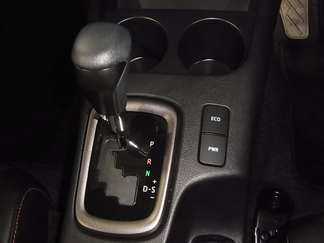 TOYOTA HILUX 4WD 2023