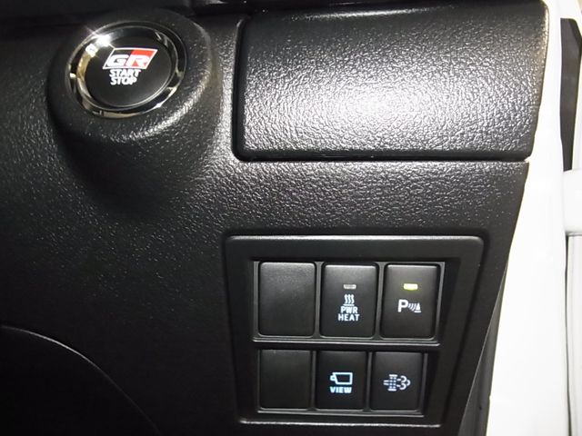 TOYOTA HILUX 4WD 2023