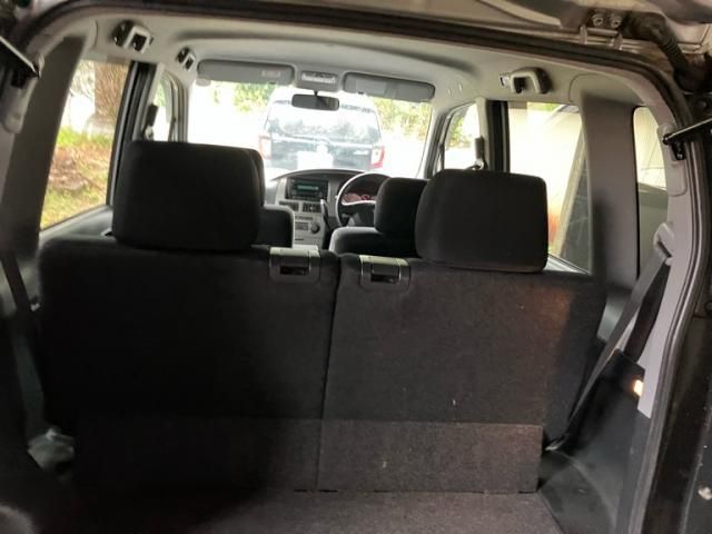 DAIHATSU MOVE CUSTOM 2006