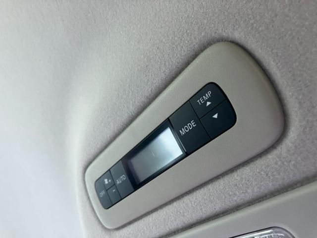 NISSAN SERENA  S-HYBRID 2013