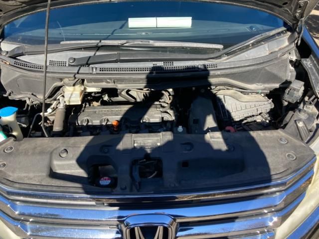 HONDA STEPWAGON SPADA 2013