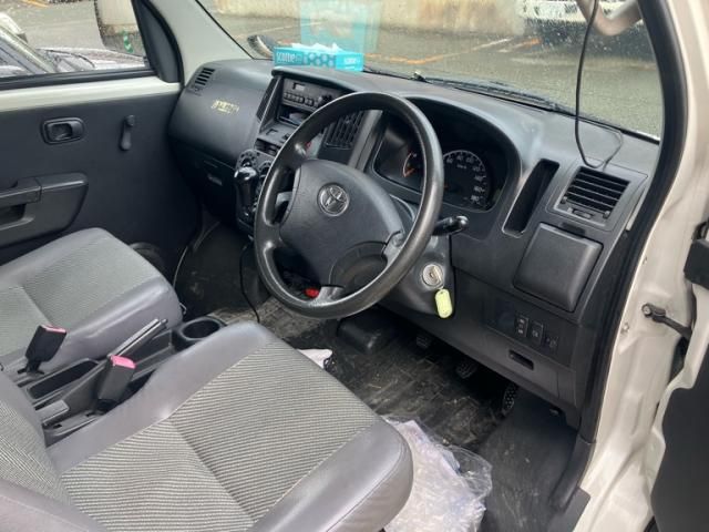 TOYOTA TOWNACE van 4WD 2013