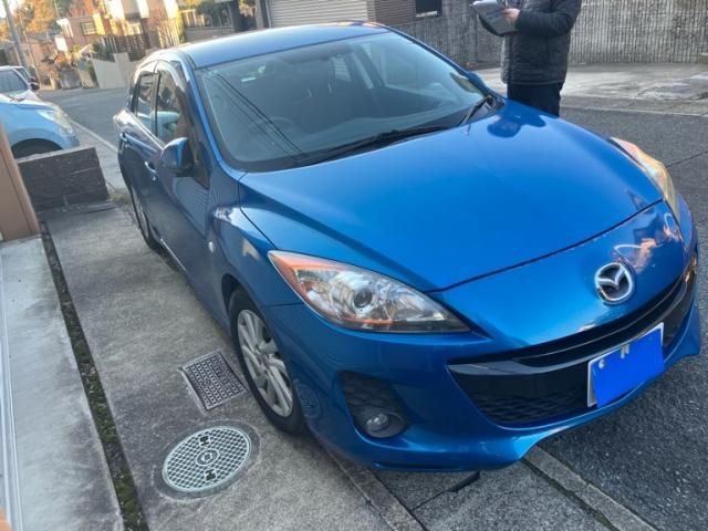 MAZDA AXELA SPORTS 2011