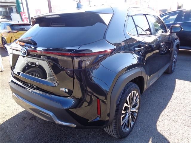 TOYOTA YARIS CROSS HYBRID 2023