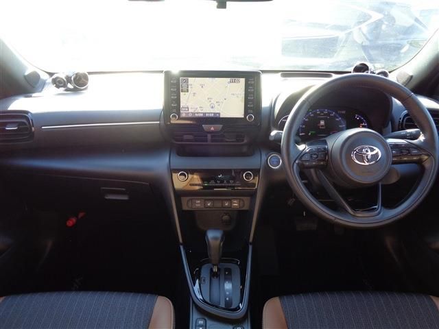 TOYOTA YARIS CROSS HYBRID 2023