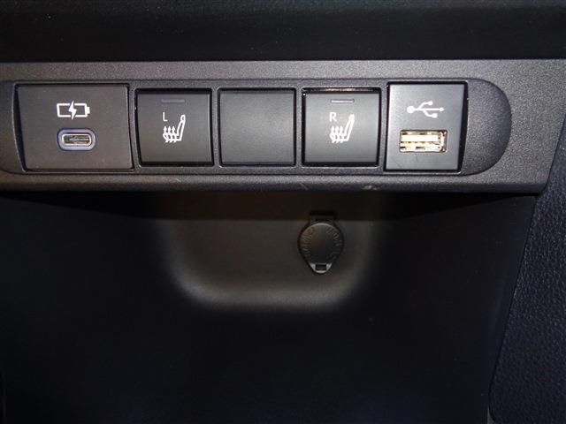 TOYOTA YARIS CROSS HYBRID 2023