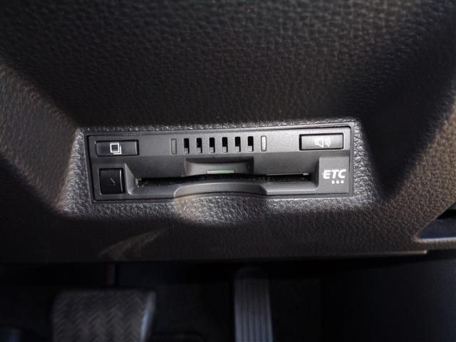 TOYOTA YARIS CROSS HYBRID 2023