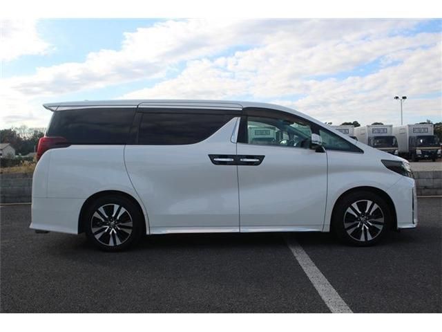 TOYOTA ALPHARD 2020