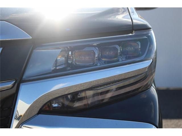 TOYOTA ALPHARD hybrid 4WD 2020