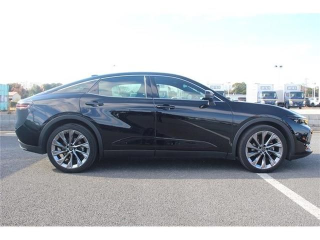 TOYOTA CROWN CROSSOVER 2023