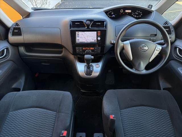 NISSAN SERENA  S-HYBRID 2014