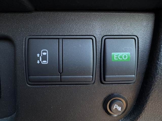 NISSAN SERENA  S-HYBRID 2014