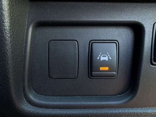 NISSAN SERENA  S-HYBRID 2014