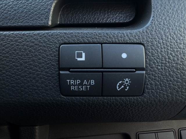 NISSAN SERENA  S-HYBRID 2014