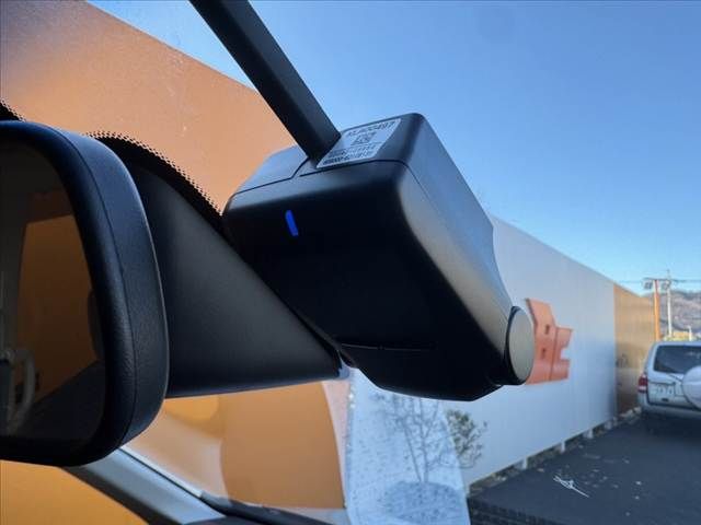 NISSAN SERENA  S-HYBRID 2014