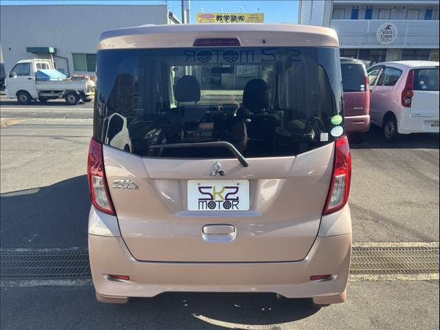 MITSUBISHI eK SPACE 2015