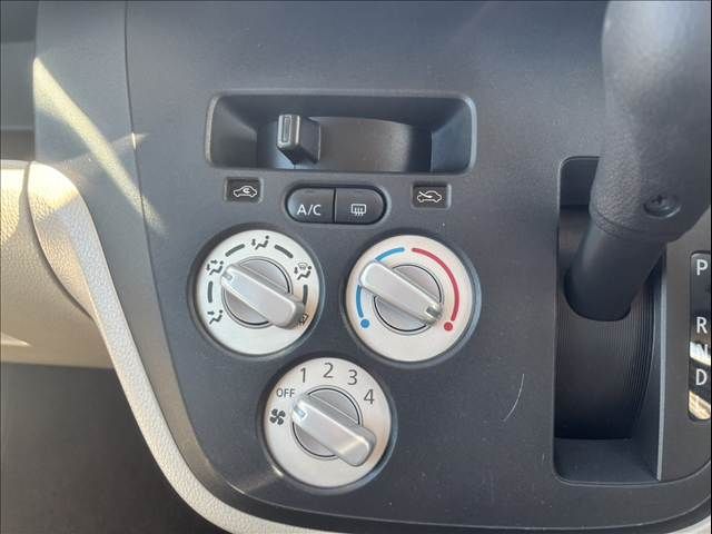 MITSUBISHI eK SPACE 2015