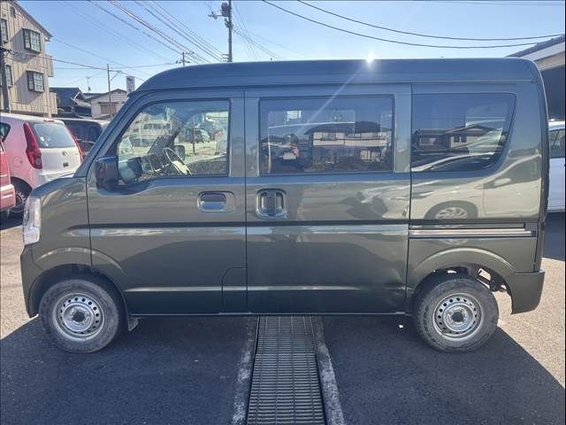 SUZUKI EVERY van 2022