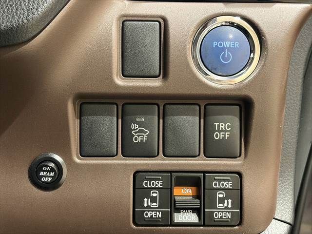 TOYOTA ESQUIRE HYBRID 2014