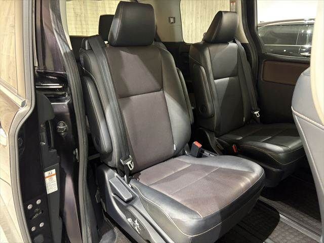 TOYOTA ESQUIRE HYBRID 2014