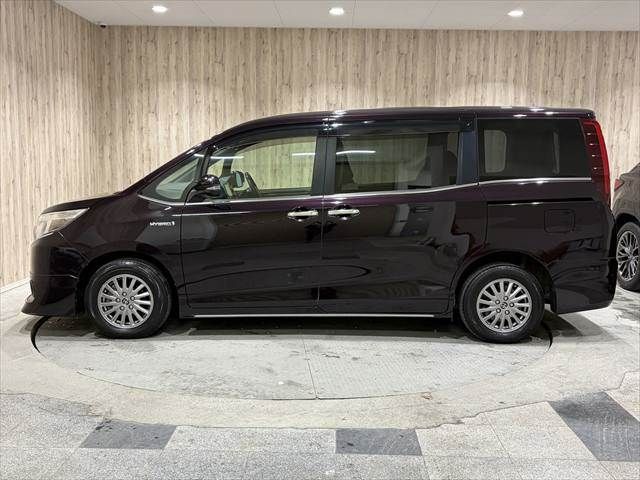 TOYOTA ESQUIRE HYBRID 2014