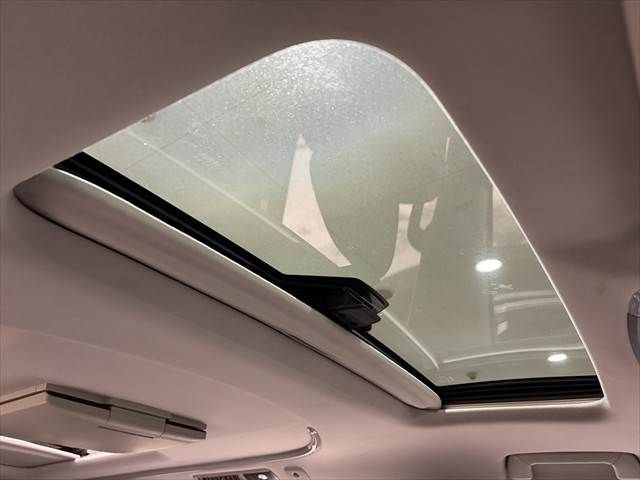 TOYOTA VELLFIRE 2016