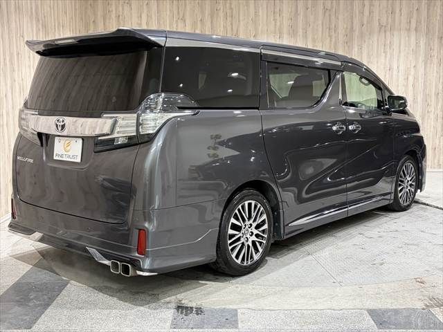 TOYOTA VELLFIRE 2016