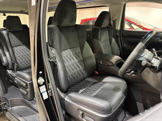 TOYOTA VELLFIRE  HYBRID 4WD 2015