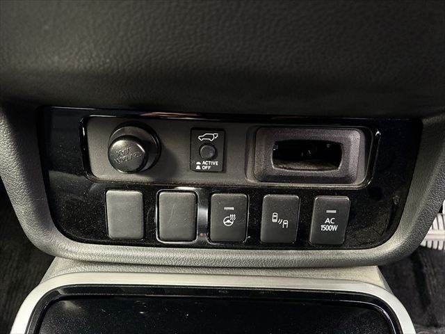 MITSUBISHI OUTLANDER PHEV 2018